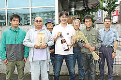 「天神米」を使った日本酒「谷保の粋」